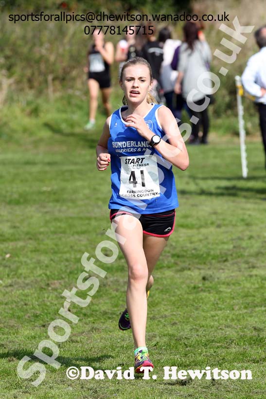 Woemsn under-17s Sunderland Harreirs Cross Country. Photo: David T. Hewitson/Sports for All Pics
